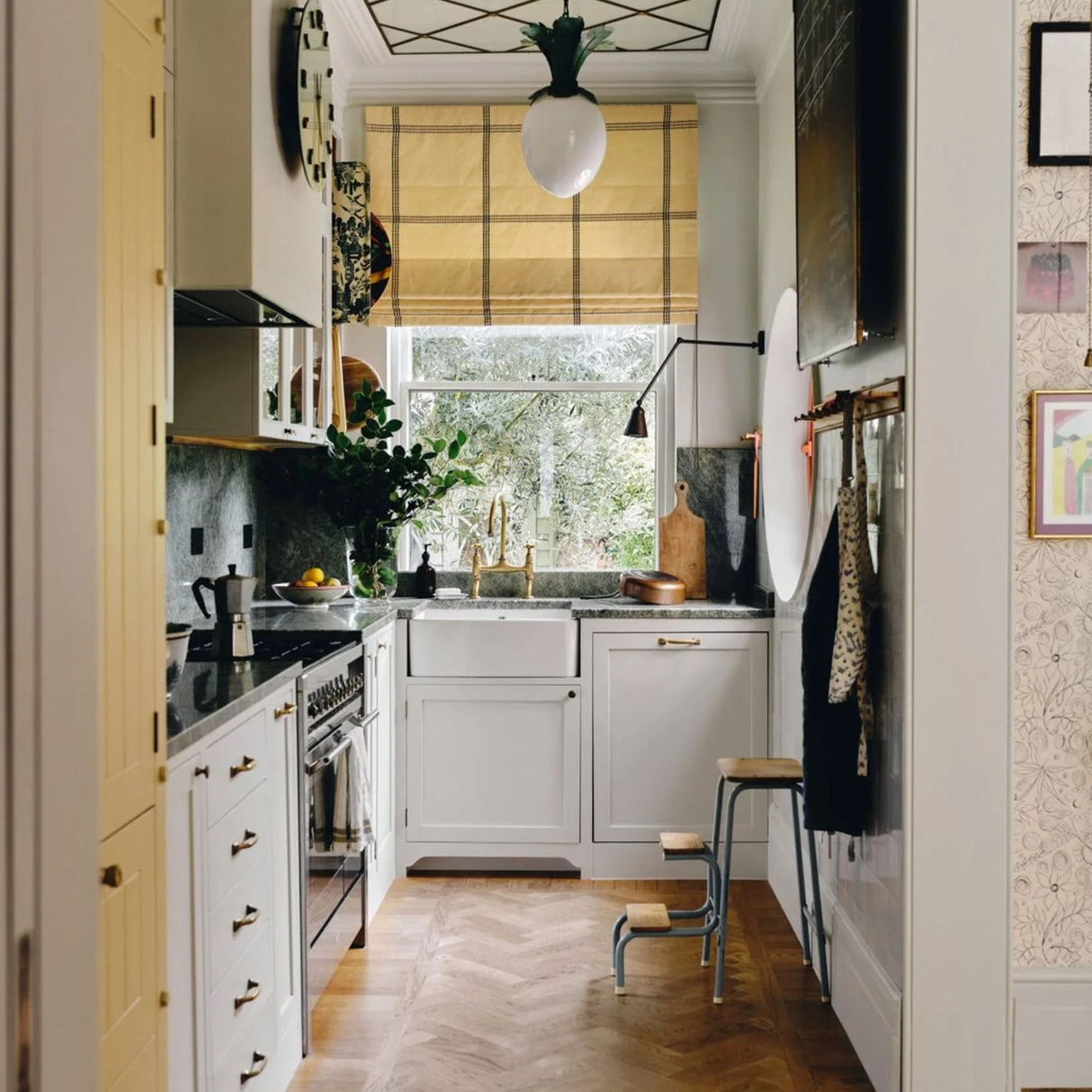 Mylands Old Man's Beard BH.03 Paint