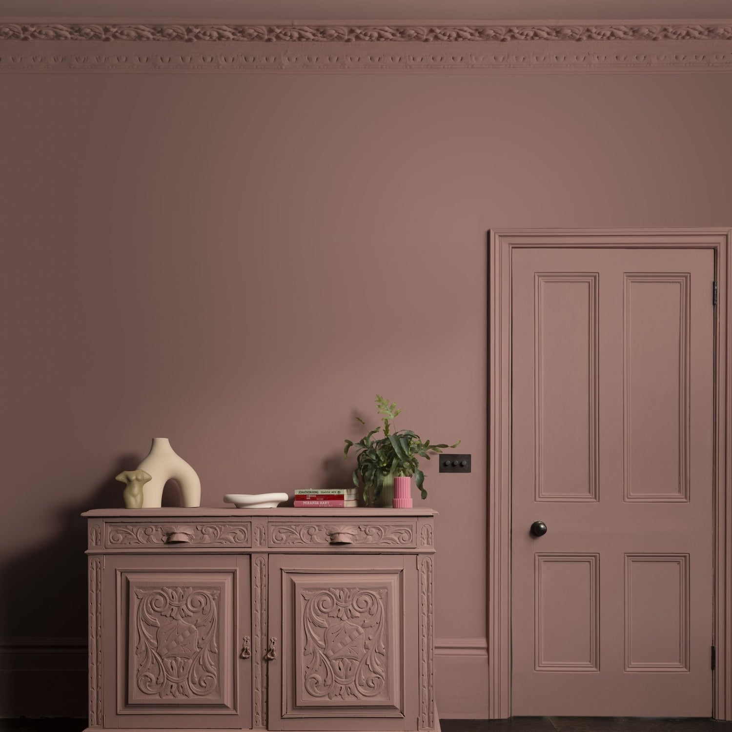 Ronseal One Coat Everywhere Paint Hazy Pink Lifestyle Shot