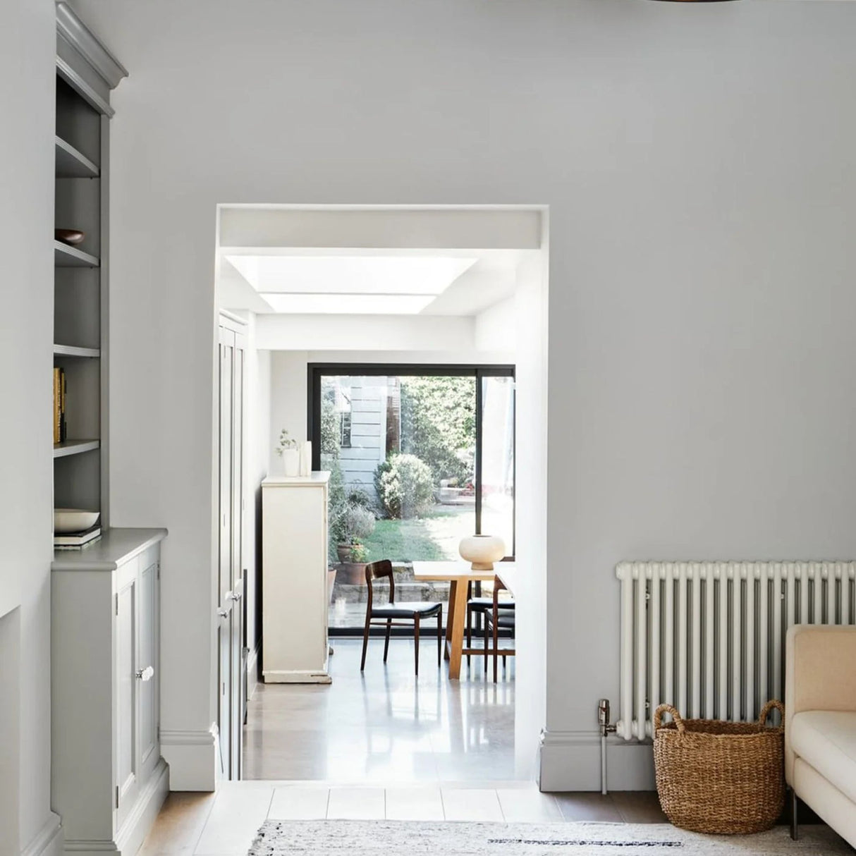 Mylands Saint Johns No.64 Paint