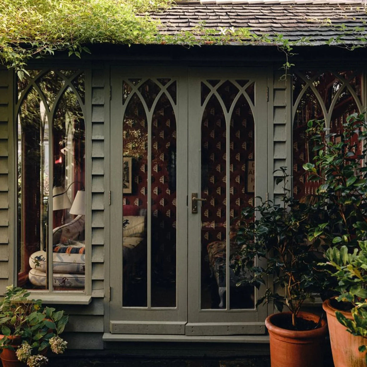 Mylands Artichoke BH.13 Paint