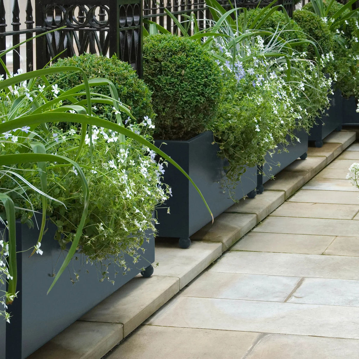 Mylands Riverine JB.07 Paint